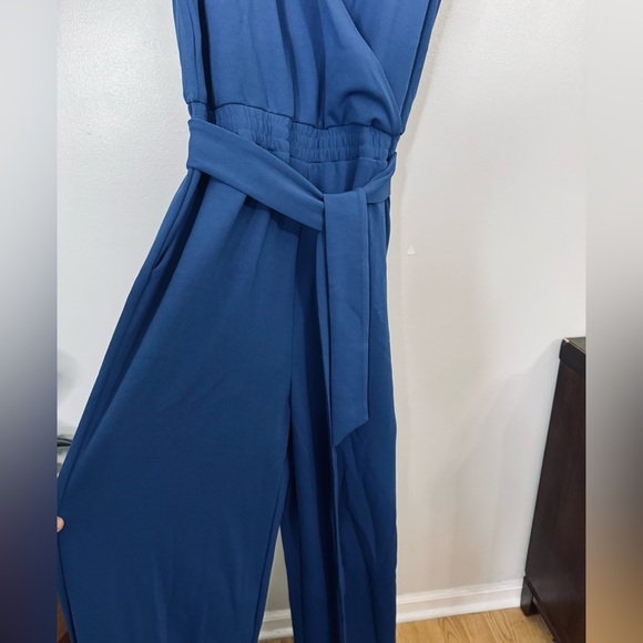 Blue Sleeveless Jumpsuit Women Size Large Back Zipper Closure Belt Included - Picture 7 of 9